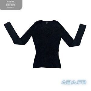 INC/ International Concepts Black V Neck Sweater. Good Condition Size S/M